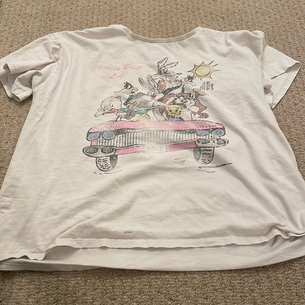 Looney Tunes T shirt